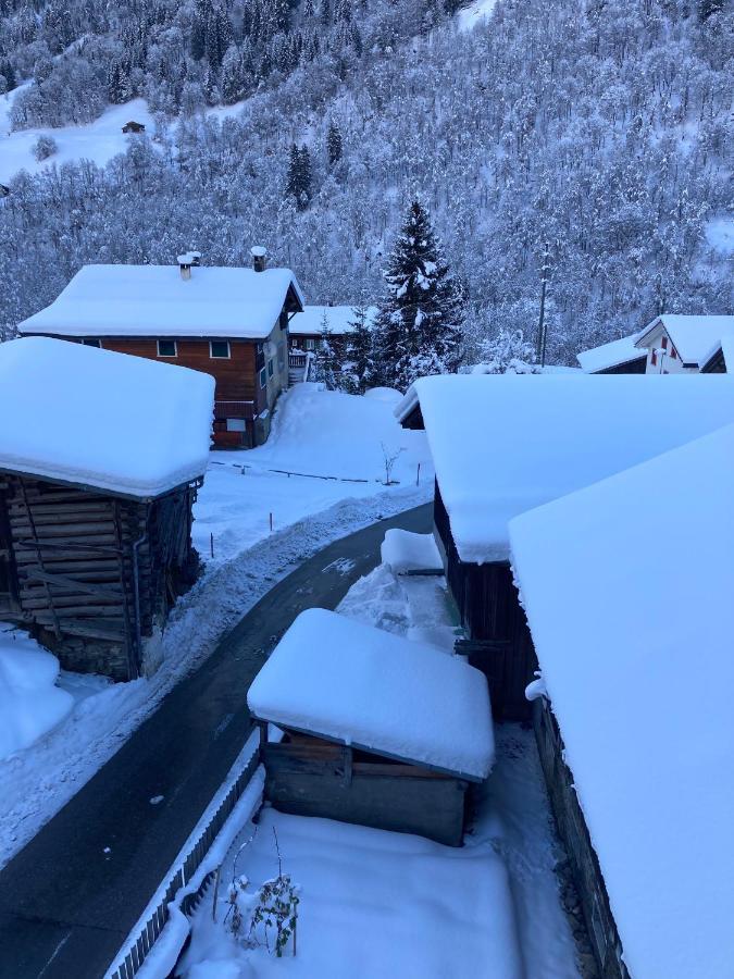 Casa Pasch - Boutique Bed And Breakfast In Cumpadials Sumvitg Luaran gambar